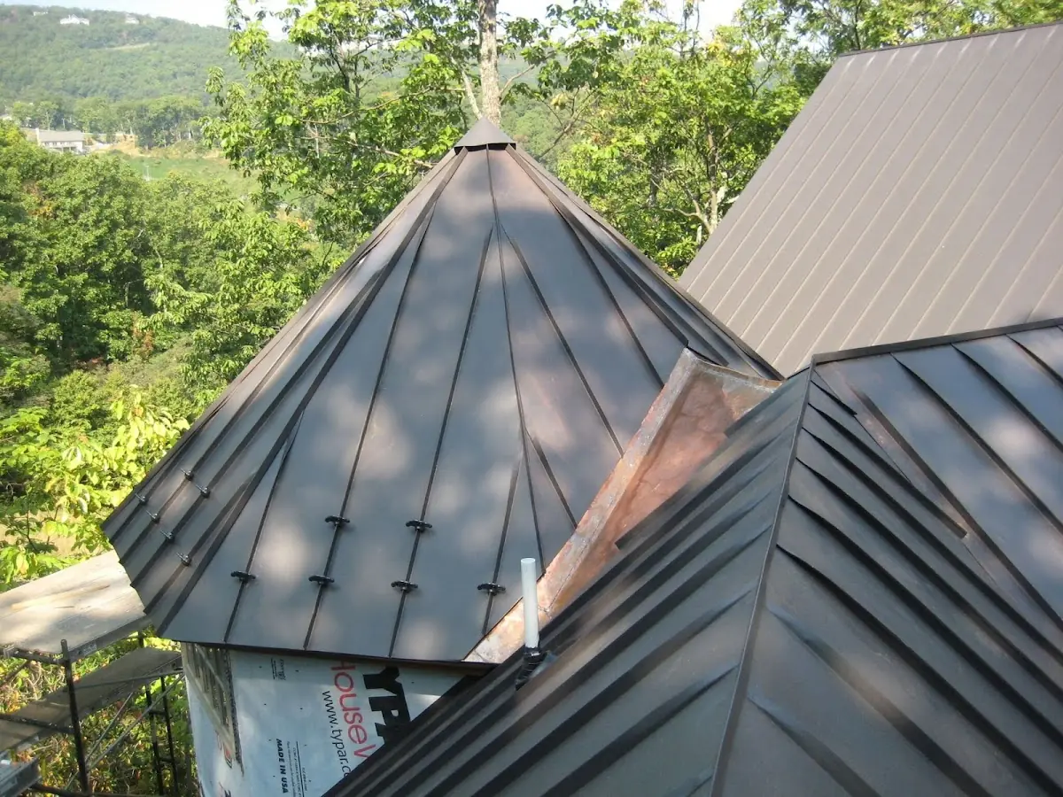 Professional Roof Tarp Installation by Craftsman Roofing in Poland Junction